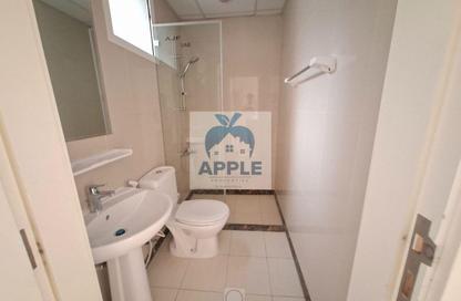 Apartment - 3 Bedrooms - 3 Bathrooms for rent in Muwailih Building - Muwaileh - Sharjah