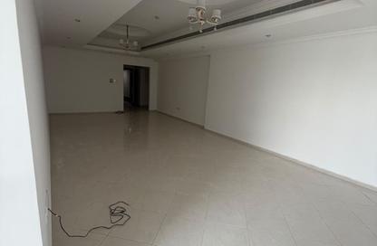 Apartment - 3 - 4 for rent in Al Khan Corniche - Al Khan - Sharjah