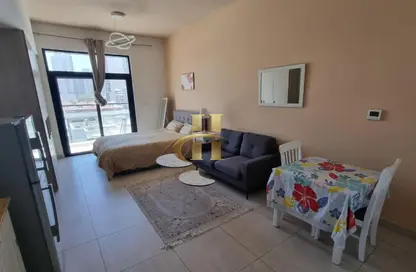 Apartment - 1 Bathroom for rent in La Perla Blanca - District 15 - Jumeirah Village Circle - Dubai