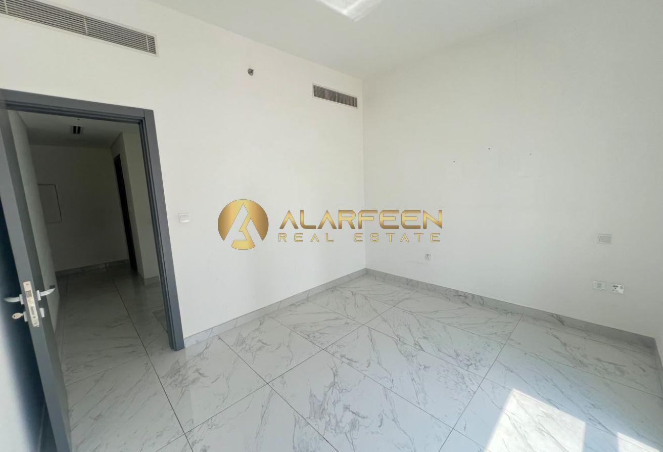 3BR Apartment | AAA Residence | City & Pool View photo 8