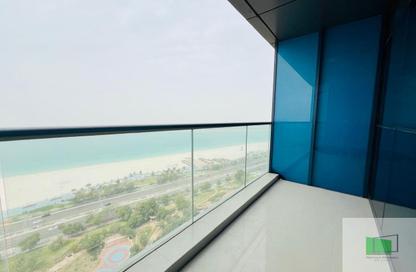 Apartment - 3 Bedrooms - 4 Bathrooms for rent in Wave tower - Corniche Road - Abu Dhabi