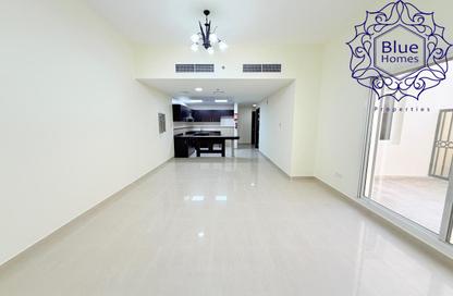 Apartment - 1 - 2 for rent in Infinity Building - Sheikh Zayed Road - Dubai