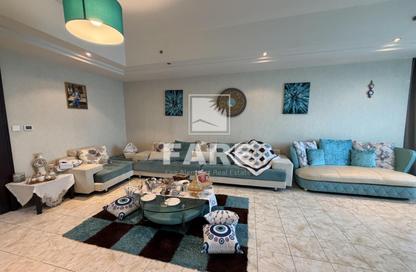 Apartment - 2 - 3 for sale in Al Dana Tower - Al Majaz 3 - Al Majaz - Sharjah