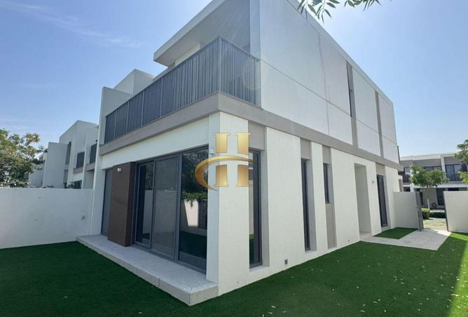 81933268 - Property Main Image