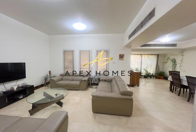 73113972 - Property Image 2