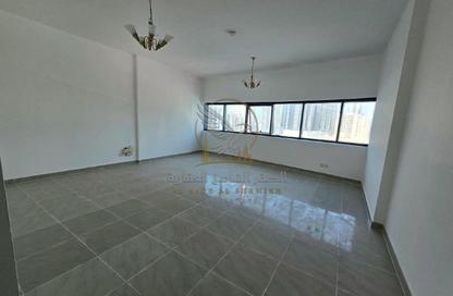 Apartment - 2 - 3 for rent in Al Mamzar - Al Mamzar - Sharjah - Sharjah
