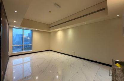Apartment - Studio - 1 for rent in Electra Tower - Electra Street - Abu Dhabi Apartment - Studio - 1 for rent in Electra Tower - Electra Street - Abu Dhabi