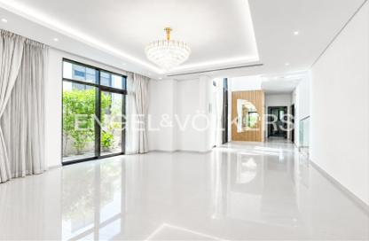 Villa - 5 Bedrooms - 1 Bathroom for rent in Whitefield - Damac Hills - Dubai