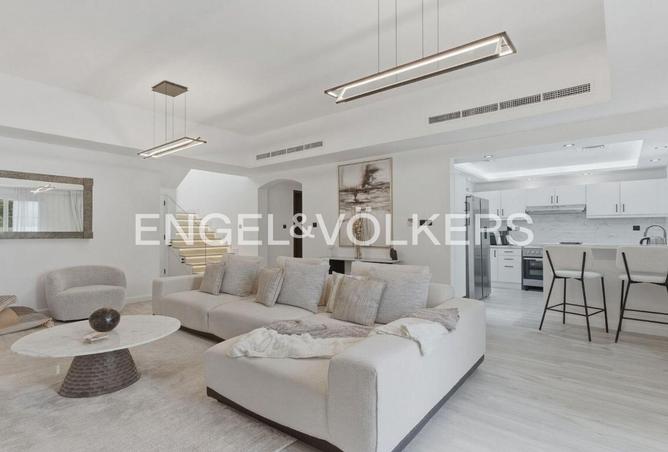 112294853 - Property Image 2