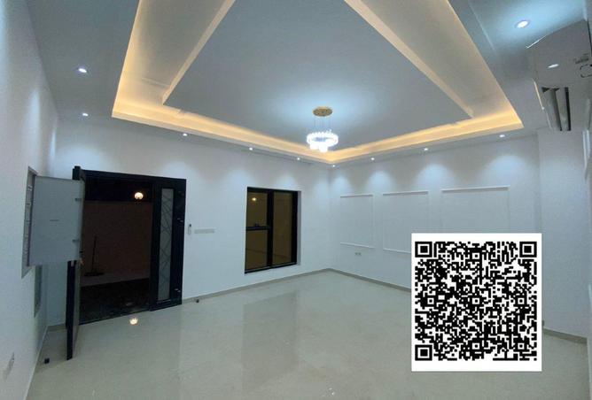 78585448 - Property Image 2