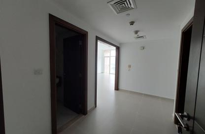 Apartment - 2 - 2 for rent in Coral Tower - Business Bay - Dubai