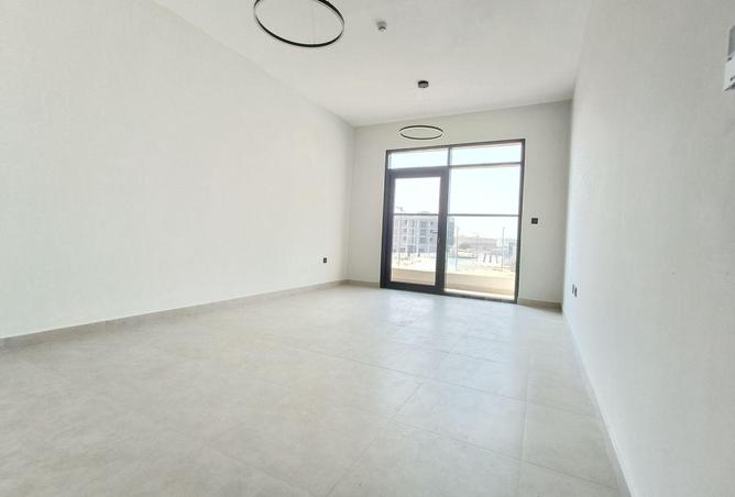 82782411 - صورة العقار 2