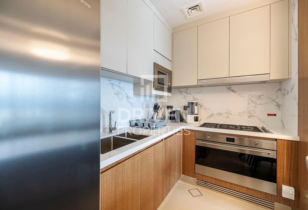 Vacant and Furnished Apt | Prime Location photo 17