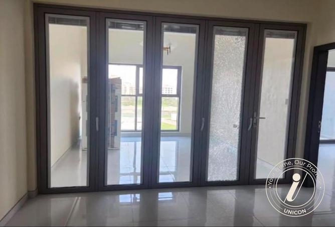 128369949 - Property Main Image