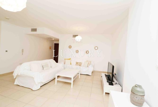 104678418 - Property Image 3