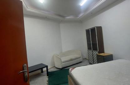 Apartment - Studio - 1 Bathroom for rent in Al Khan Corniche - Al Khan - Sharjah