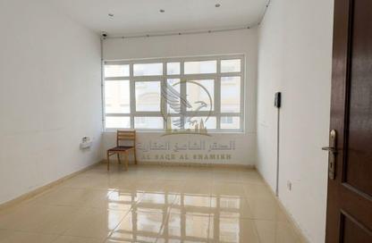 Apartment - 1 Bedroom - 1 Bathroom for rent in Al Qulaya'ah - Al Sharq - Sharjah Apartment - 1 Bedroom - 1 Bathroom for rent in Al Qulaya'ah - Al Sharq - Sharjah