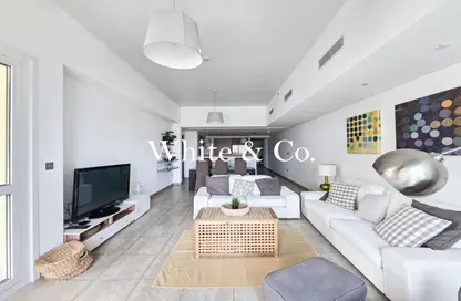 Apartment - 2 Bedrooms - 3 Bathrooms for rent in Marina Residences 3 - Marina Residences - Palm Jumeirah - Dubai