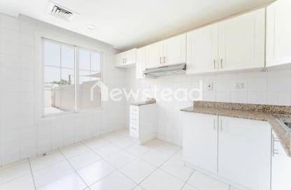 Villa - 2 Bedrooms - 3 Bathrooms for rent in Springs 3 - The Springs - Dubai