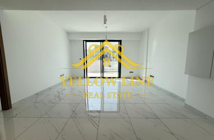 Apartment - 3 Bedrooms - 5 Bathrooms for rent in Al Seef - Al Raha Beach - Abu Dhabi Apartment - 3 Bedrooms - 5 Bathrooms for rent in Al Seef - Al Raha Beach - Abu Dhabi