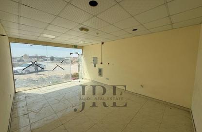 Warehouse - Studio for rent in Al Sajaa Industrial - Al Sajaa - Sharjah