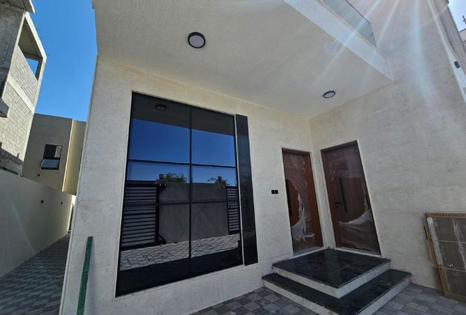 135183670 - Property Image 3