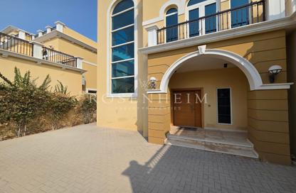 Villa - 4 - 4 for rent in Legacy Nova Villas - District 9 - Jumeirah Park - Dubai