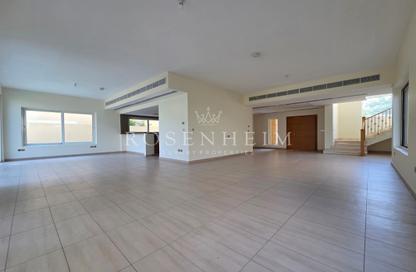 Villa - 4 - 4 for rent in Legacy Nova Villas - District 9 - Jumeirah Park - Dubai