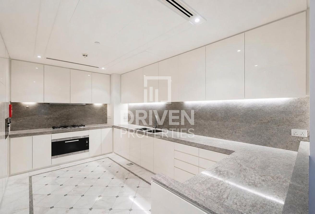 Unique Layout | Private Pool | Fully Furnished photo 4