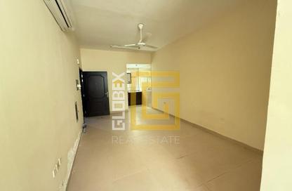 Apartment - Studio - 1 Bathroom for rent in Al Rawda 3 - Al Rawda - Ajman