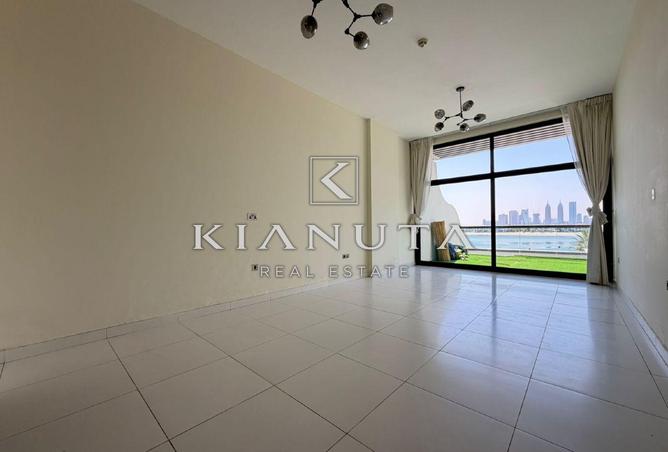 SPACIOUS | SEA VIEW AND ACCESS | PRIME LOCATION