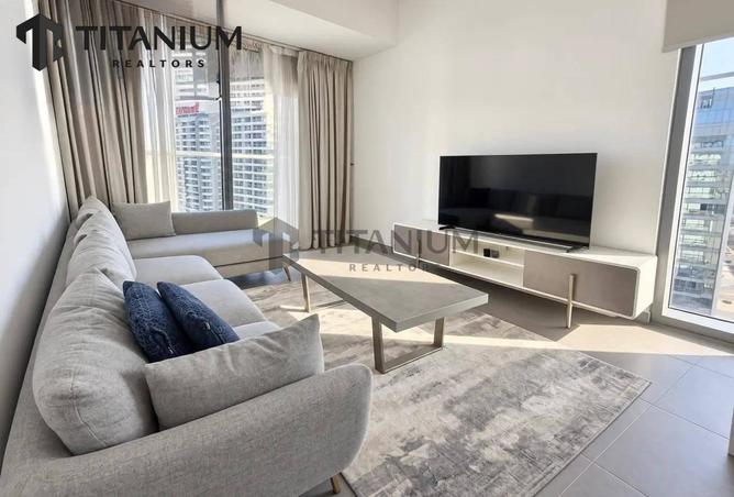 || Pool and Park View || Vacant | Fully Furnished