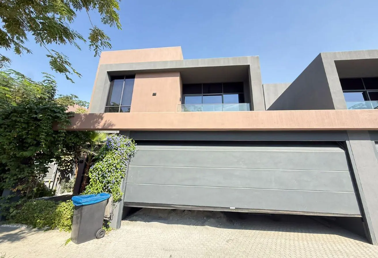 100399011 - Property Main Image