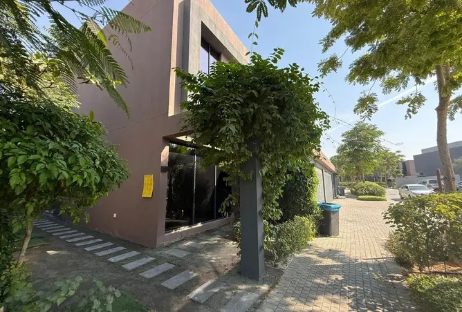100399011 - Property Image 3