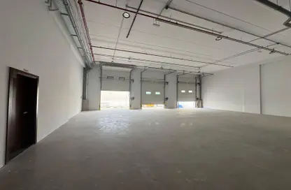Warehouse - Studio for rent in Phase 1 - Dubai Investment Park (DIP) - Dubai Warehouse - Studio for rent in Phase 1 - Dubai Investment Park (DIP) - Dubai