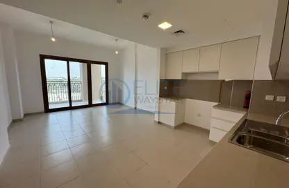 Apartment - 2 Bedrooms - 2 Bathrooms for rent in Zahra Breeze Apartments 4A - Zahra Breeze Apartments 4 - Zahra Breeze Apartments - Town Square - Dubai