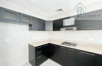 Apartment - 1 Bedroom - 2 Bathrooms for rent in Panoramic Tower - Dubai Marina - Dubai