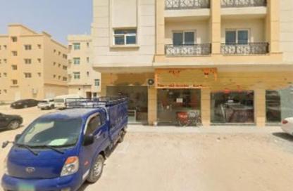 عمارة بالكامل - استوديو - 8 حمامات للبيع في مجمع مويلح - تجارية مويلح - الشارقة