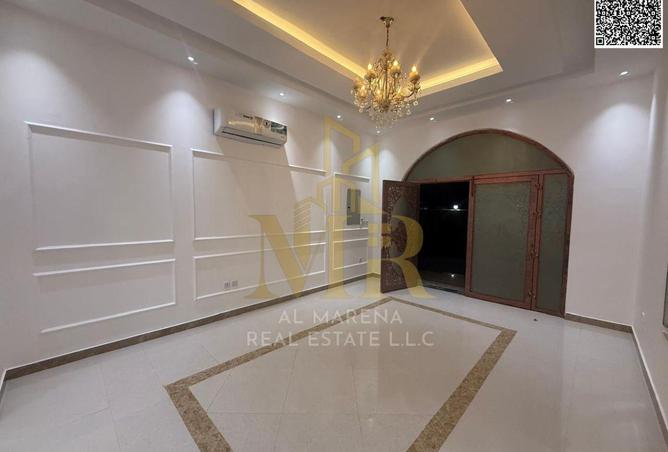 58572891 - Property Image 3