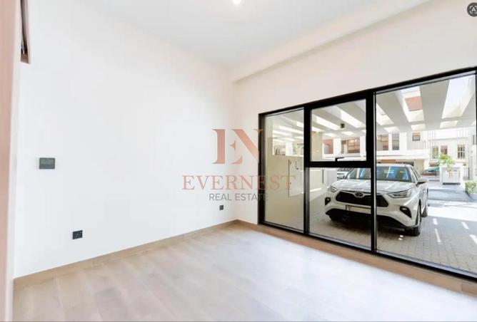 118600805 - Property Image 3