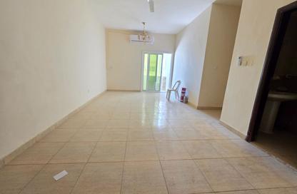 Apartment - 2 - 3 for rent in Muwaileh 3 Building - Muwaileh - Sharjah