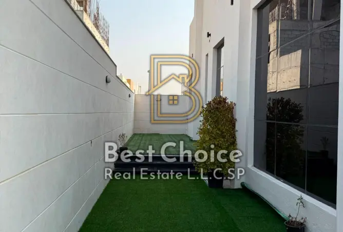 156018933 - Property Image 2