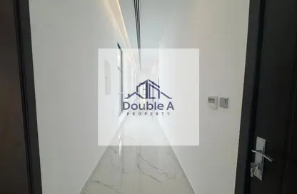 Apartment - 3 Bedrooms - 5 Bathrooms for rent in Madinat Al Riyad - Abu Dhabi