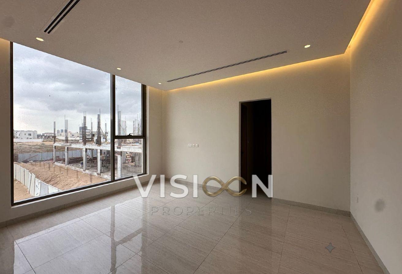 5BR Villa | Brand New | Prime Location photo 20