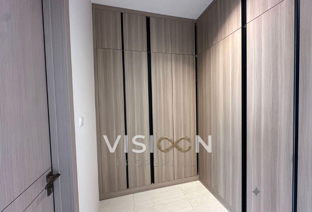 5BR Villa | Brand New | Prime Location photo 16