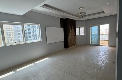 Apartment - 3 Bedrooms - 3 Bathrooms for rent in Al Majaz 3 - Al Majaz - Sharjah Apartment - 3 Bedrooms - 3 Bathrooms for rent in Al Majaz 3 - Al Majaz - Sharjah