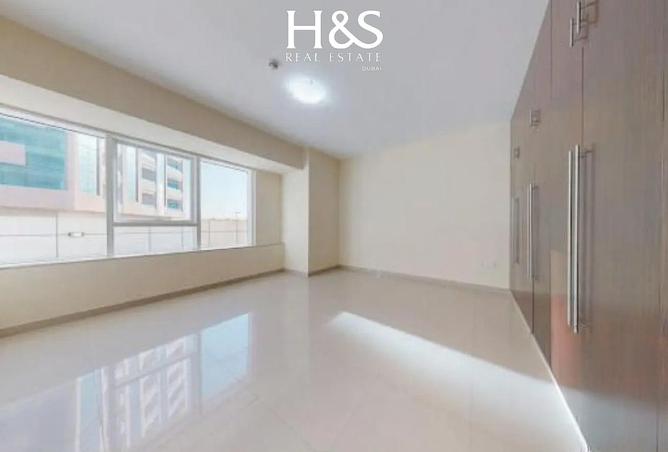 Spacious 3 BR Apartment | Near Mall of Emirates