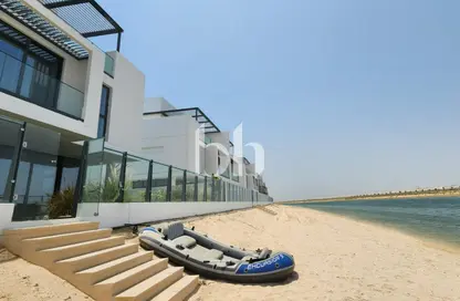 فيلا - 5 غرف نوم - 5 حمامات للبيع في جزيرة الشمس - مدينة أجمل مكان - مدينة الواجهة المائية لإمارة الشارقة - الشارقة