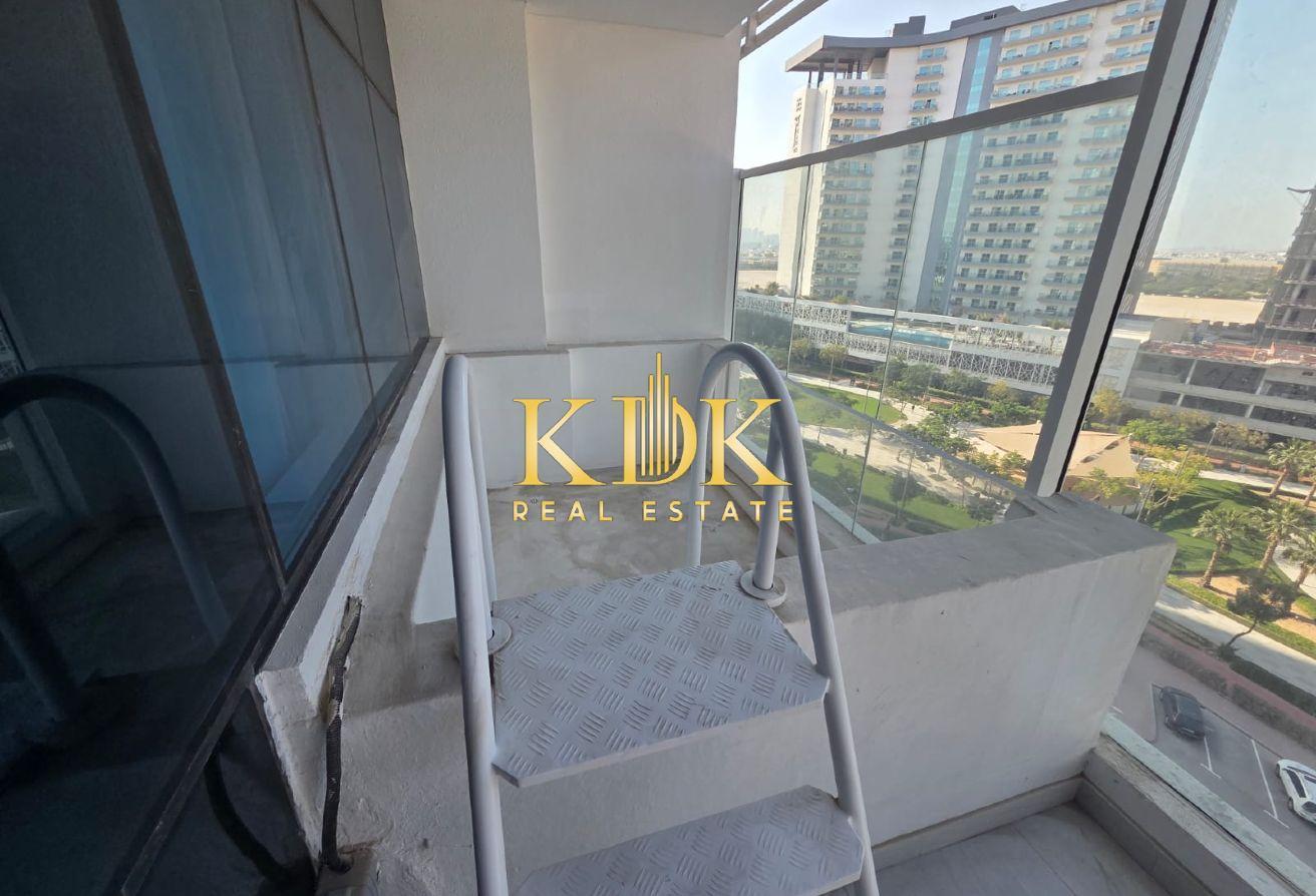 Cozy & Convenient | Private Pool | Furnished photo 17