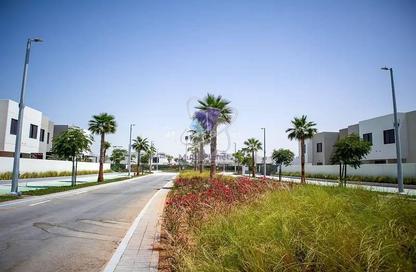 Townhouse - 3 Bedrooms - 4 Bathrooms for rent in Noya Viva - Noya - Yas Island - Abu Dhabi Townhouse - 3 Bedrooms - 4 Bathrooms for rent in Noya Viva - Noya - Yas Island - Abu Dhabi